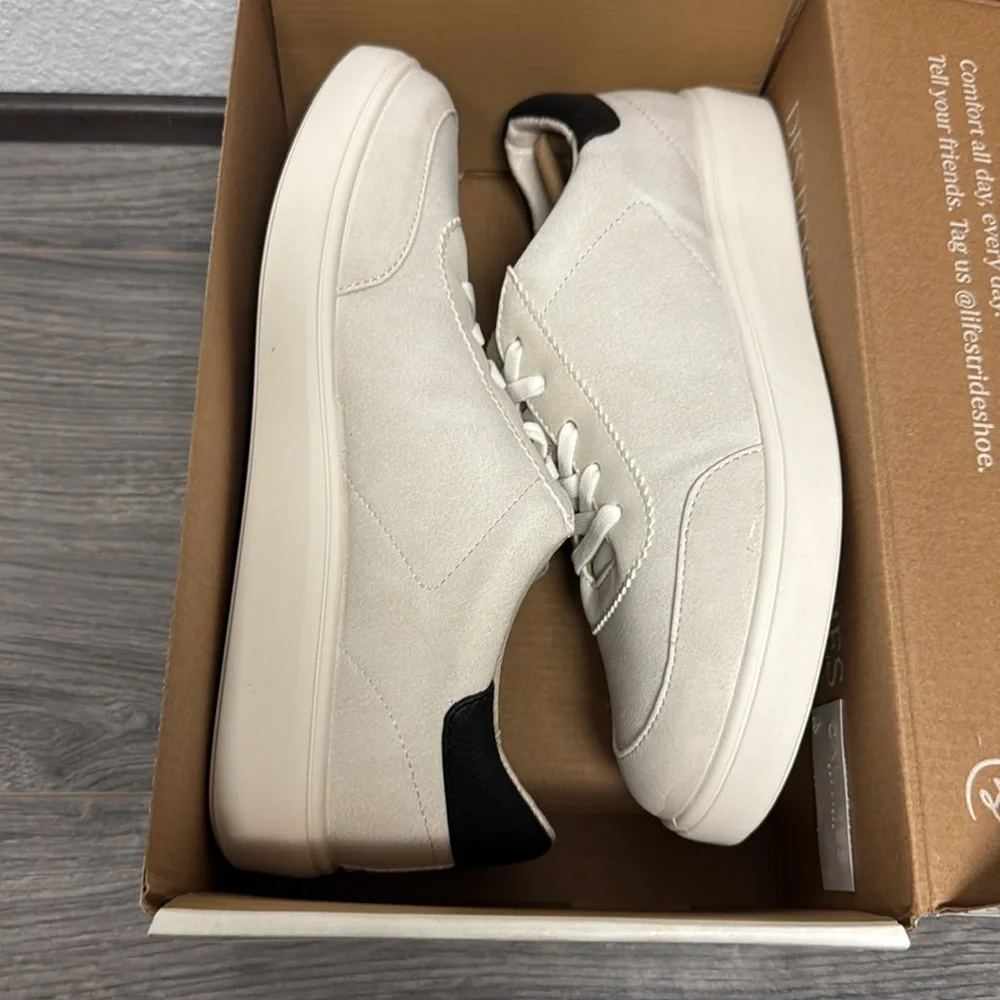 LifeStride Happy Hour Women's Sneakers (WIDE)